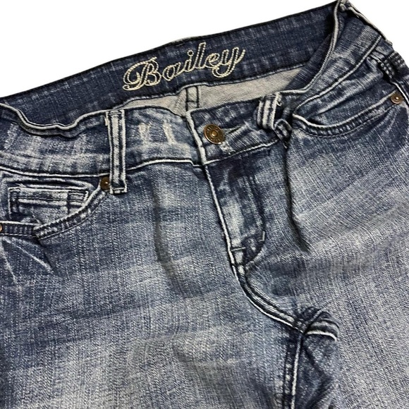 Jeans - Picture 3 of 5